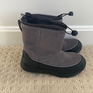 Ugg Kirby Waterproof Suede Winter Boot          BOYS / SZ 4 / Wore 3 times